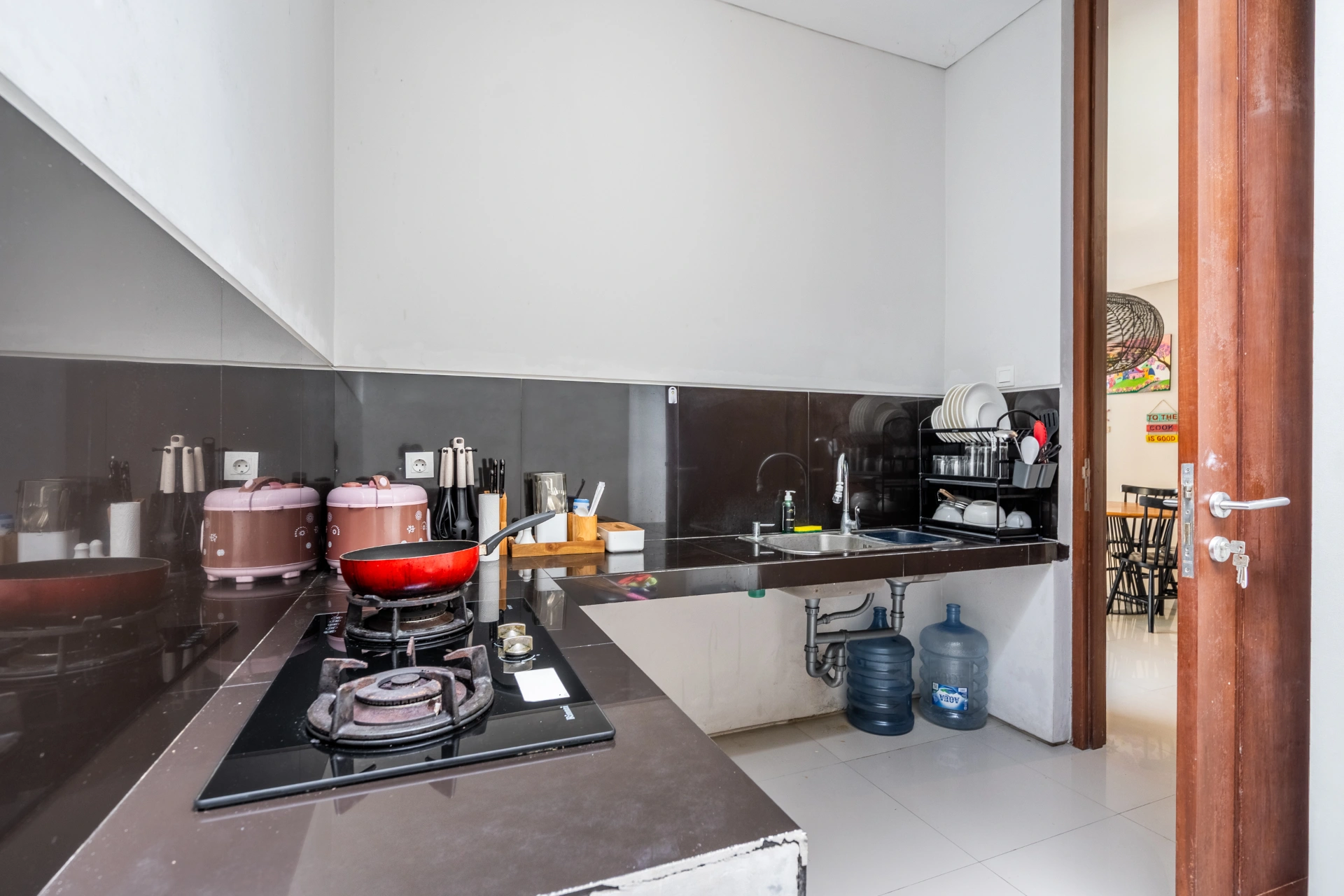 Three Bedroom Private Pool Villa in Nusa Dua Bali, 3-bed villa for rent in Nusa Dua – photo 11 of 15
