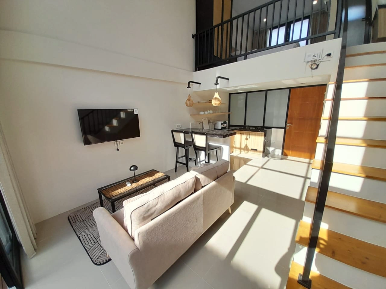 Cozy 1BR Loft in Tumbak Bayuh Pererenan, 1-bed villa for rent in Pererenan – photo 4 of 15