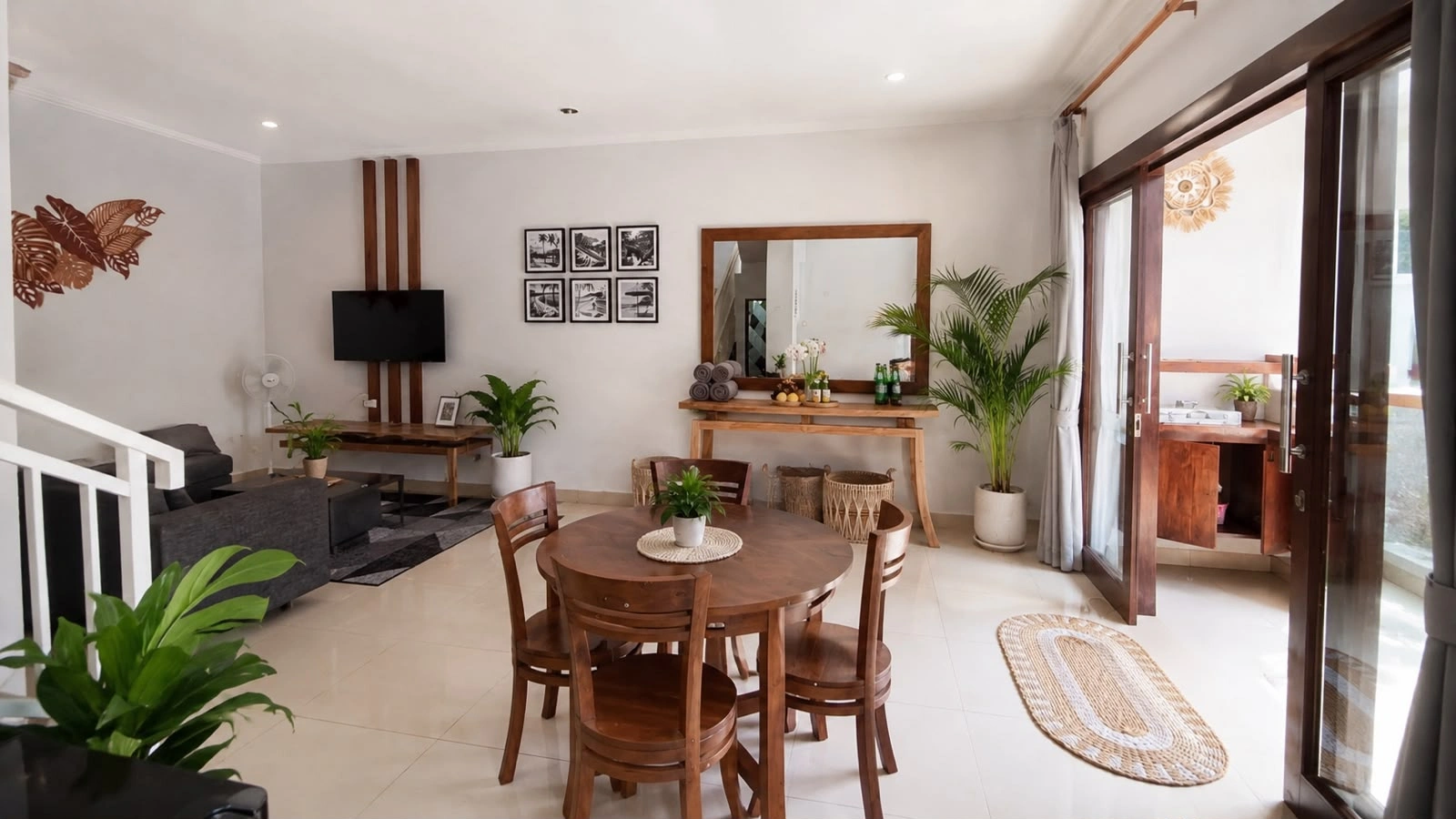 2BR Villa Kerobokan, 2-bed villa for rent in Seminyak – photo 7 of 14