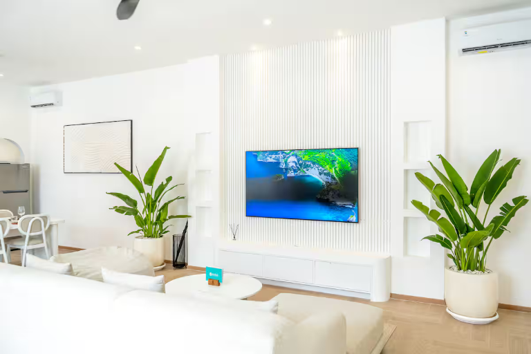 Beautiful 2 Bedrooms Luxury Villa for Yearly Rental in Uluwatu - Bingin, 2-bed villa for rent in Uluwatu – photo 2 of 15