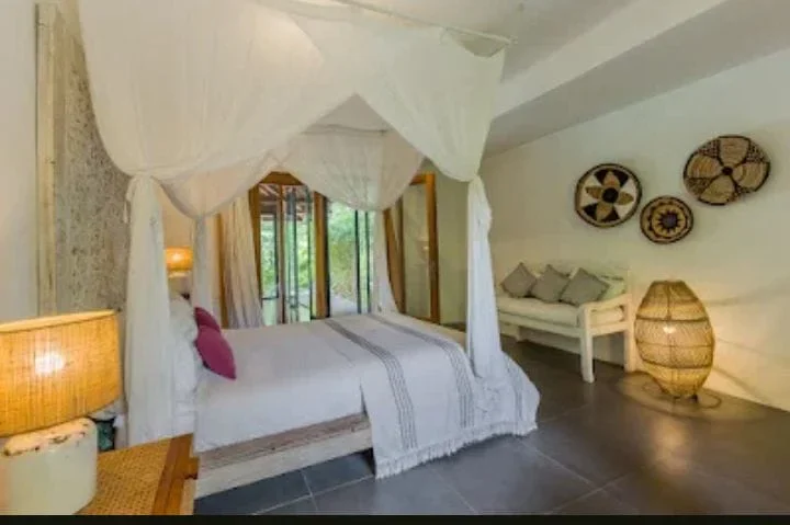 5 Bedroom Villa Furnished for Monthly Rent in Umalas, 5-bed villa for rent in North Bali – photo 14 of 15