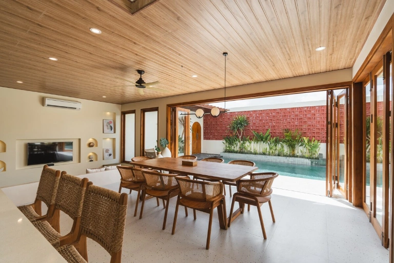 Copper Estate 1 - Stunning 3BD Canggu Oasis Villa w/ Spacious Pool, 3-bed villa for rent in Canggu – photo 13 of 15