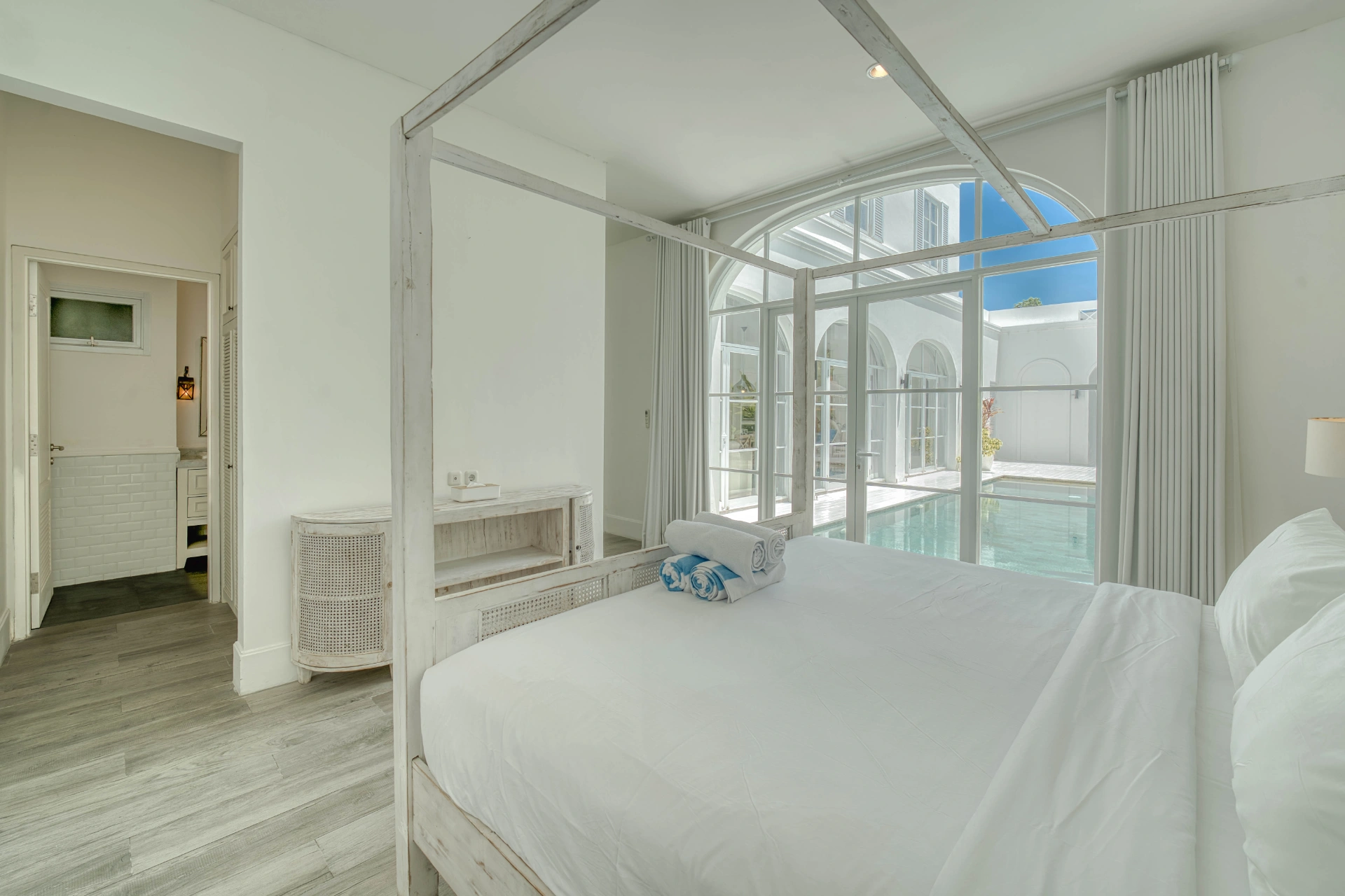 Colonial-Style 3BR - Walking Distance to the Beach, 3-bed villa for rent in Canggu – photo 6 of 15