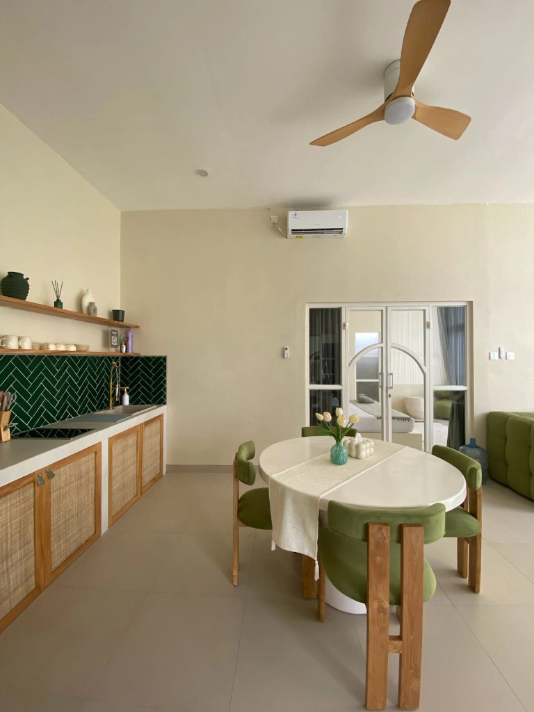 2-Bedroom Private Pool Villa | Kerobokan near La Favela, 2-bed villa for rent in Seminyak – photo 7 of 9
