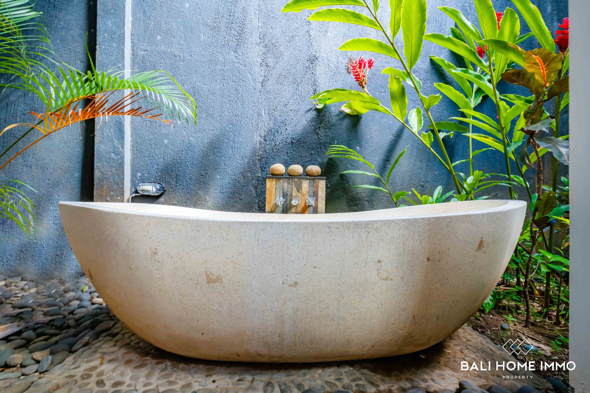 Expansive 4 Bedrooms for Rent & Sale - Walk Distance to Jimbaran Beach, 4-bed villa for rent in Uluwatu – photo 15 of 15