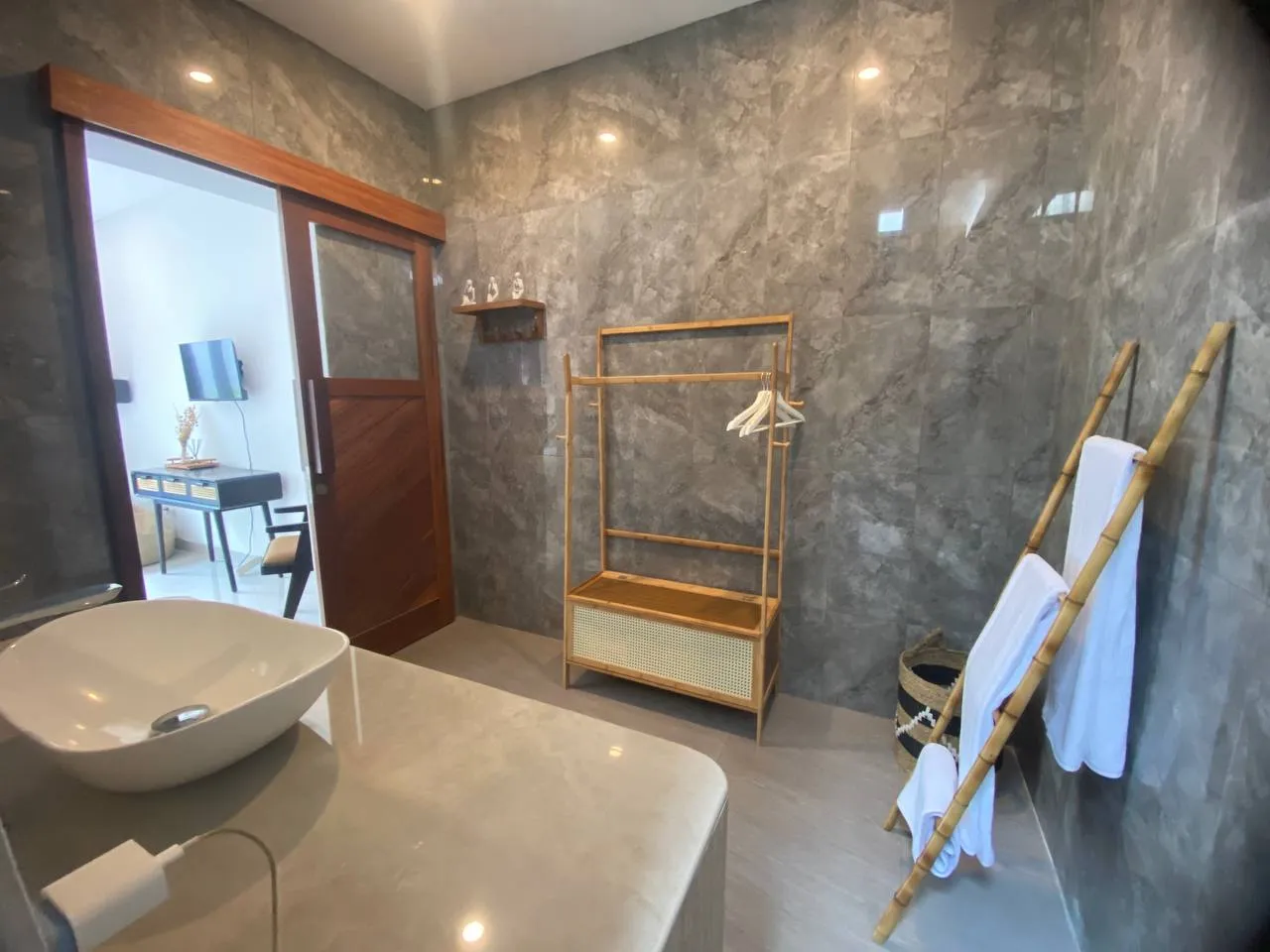 2 Bedroom Villa in Kerobokan, Idr 29 Mill/month, 2-bed villa for rent in Seminyak – photo 11 of 15