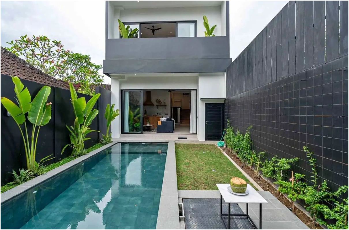 Stylish 3BR Villa in Peaceful Tumbak Bayuh, 3-bed villa for rent in Pererenan – photo 2 of 15