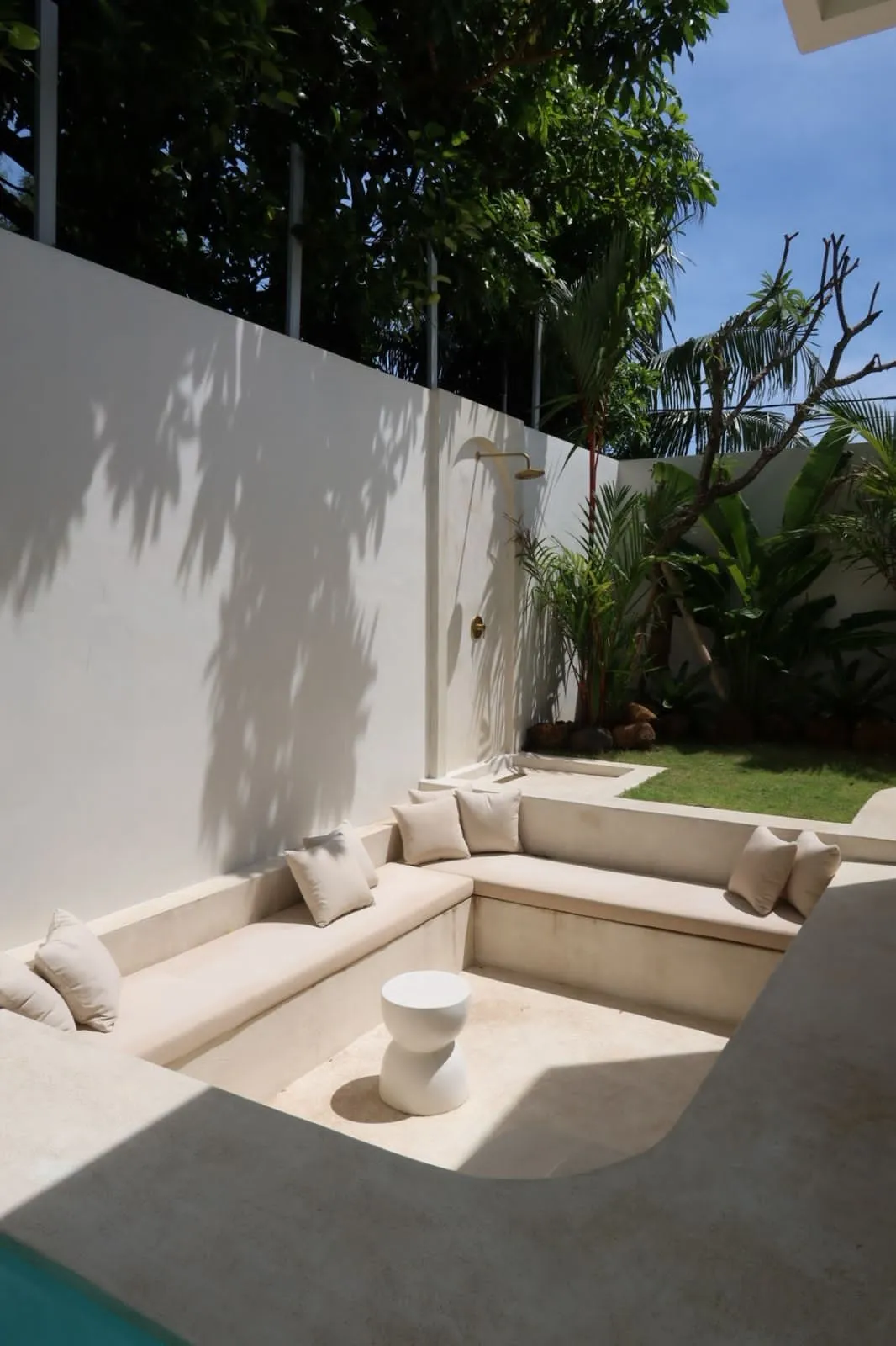 Villa For Rent 2 Bed In Kerobokan Kelod,Bali, 2-bed villa for rent in Canggu – photo 7 of 15