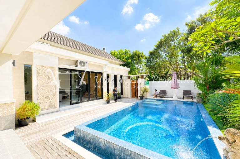 3BR Villa for Rent at Canggu, Bali, 3-bed villa for rent in Canggu – photo 14 of 15