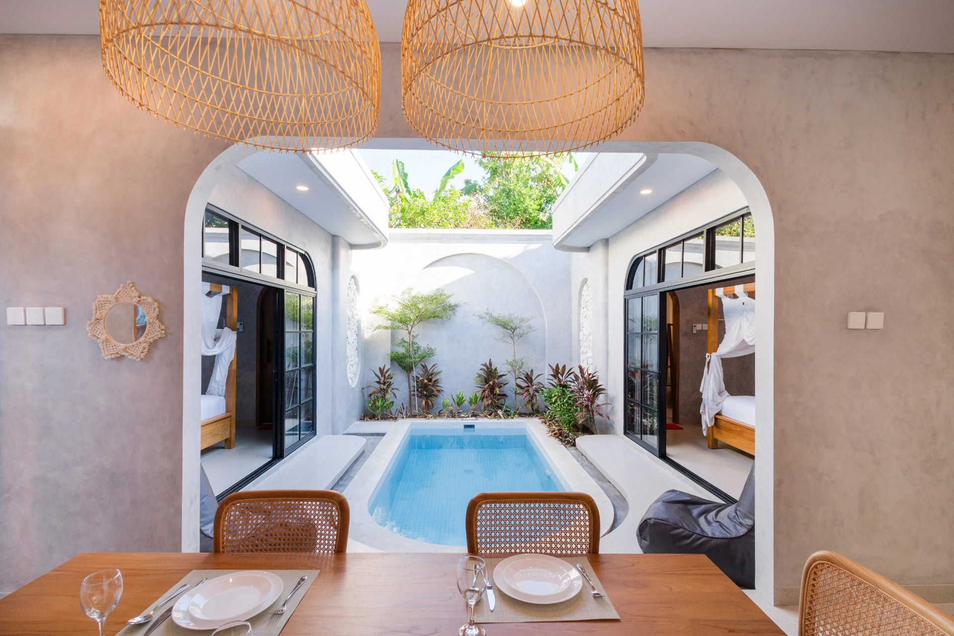 Sun - Brand New 2BR Villa Seminyak | Pool & Near Beach, 2-bed villa for rent in Seminyak – photo 10 of 15
