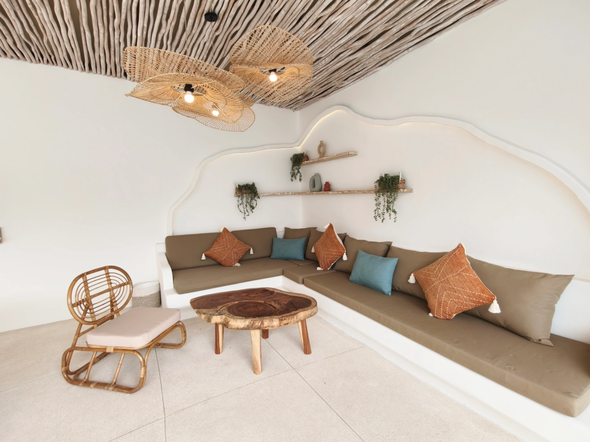Suilaya Villa - Spacious 3 Bedroom Pool Villa near Bingin, 3-bed villa for rent in Uluwatu – photo 4 of 15