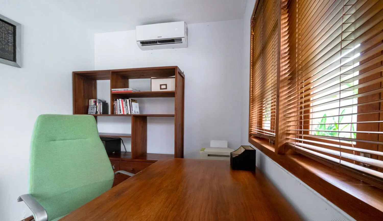 Modern 3BR Villa w/ Private Pool and Home Office, 3-bed villa for rent in Canggu – photo 7 of 10