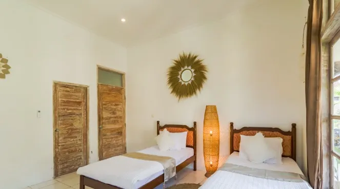 Villa Rental Sanur Bali - Charming 3BR Close to Sunrise Beach, 3-bed villa for rent in Sanur – photo 11 of 15