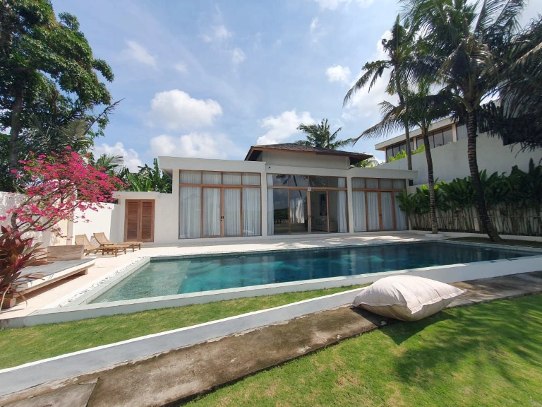 5BR Villa at Cepaka Munggu for Yearly Rent or Leasehold, 5-bed villa for rent in Canggu – photo 2 of 15