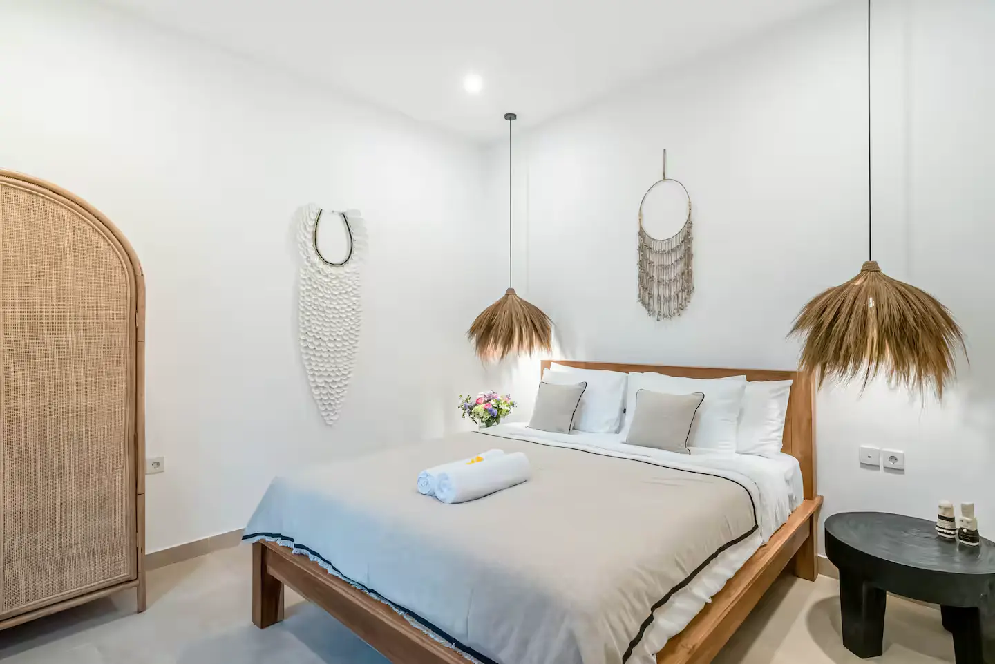 Balinese Modern Style Villa for Monthly Rent , Pererenan, 3-bed villa for rent in Pererenan – photo 10 of 15