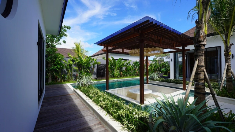 Villa Loumina - Modern 3BR in Uluwatu / Private Swimming Pool, 3-bed villa for rent in Uluwatu – photo 2 of 15