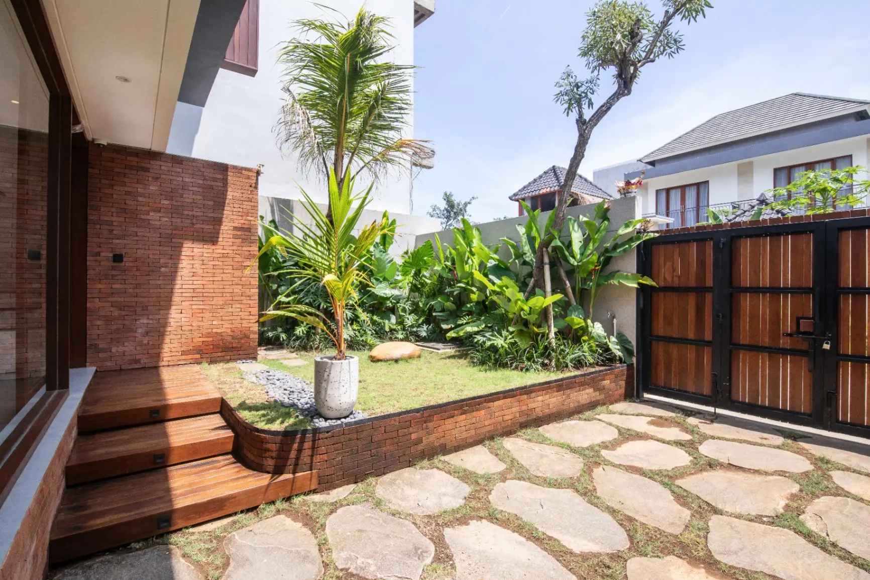 RL House Uluwatu - Modern 2 Bedroom Villa in Peaceful Pecatu, 2-bed villa for rent in Uluwatu – photo 7 of 15
