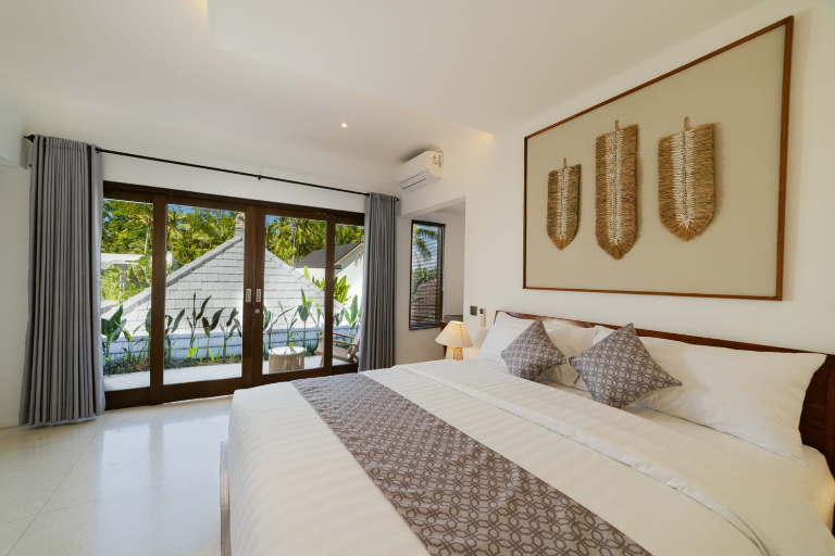 Luxury 4-Bedroom Private Pool Villa in Ubud, 4-bed villa for rent in Ubud – photo 10 of 15