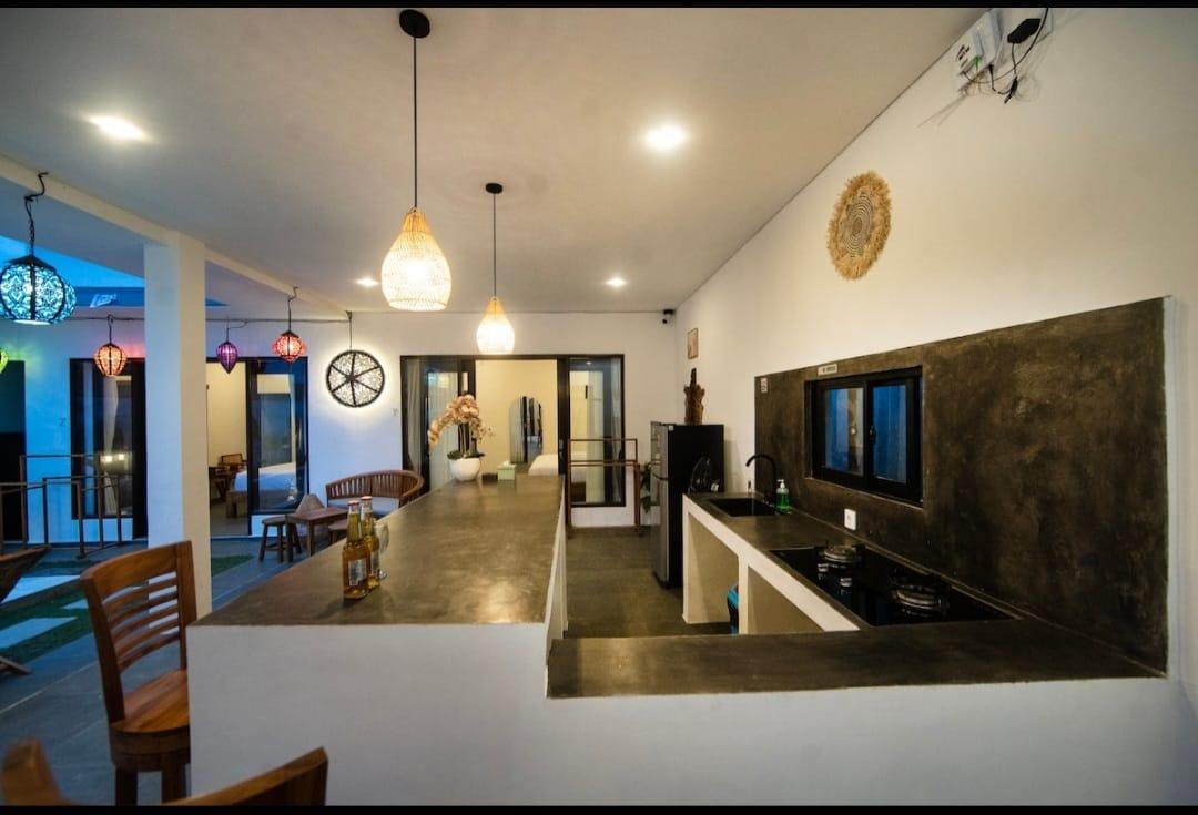 3 Bedroom Villa for Yearly Rent in Heart of Canggu, 3-bed villa for rent in Canggu – photo 8 of 15