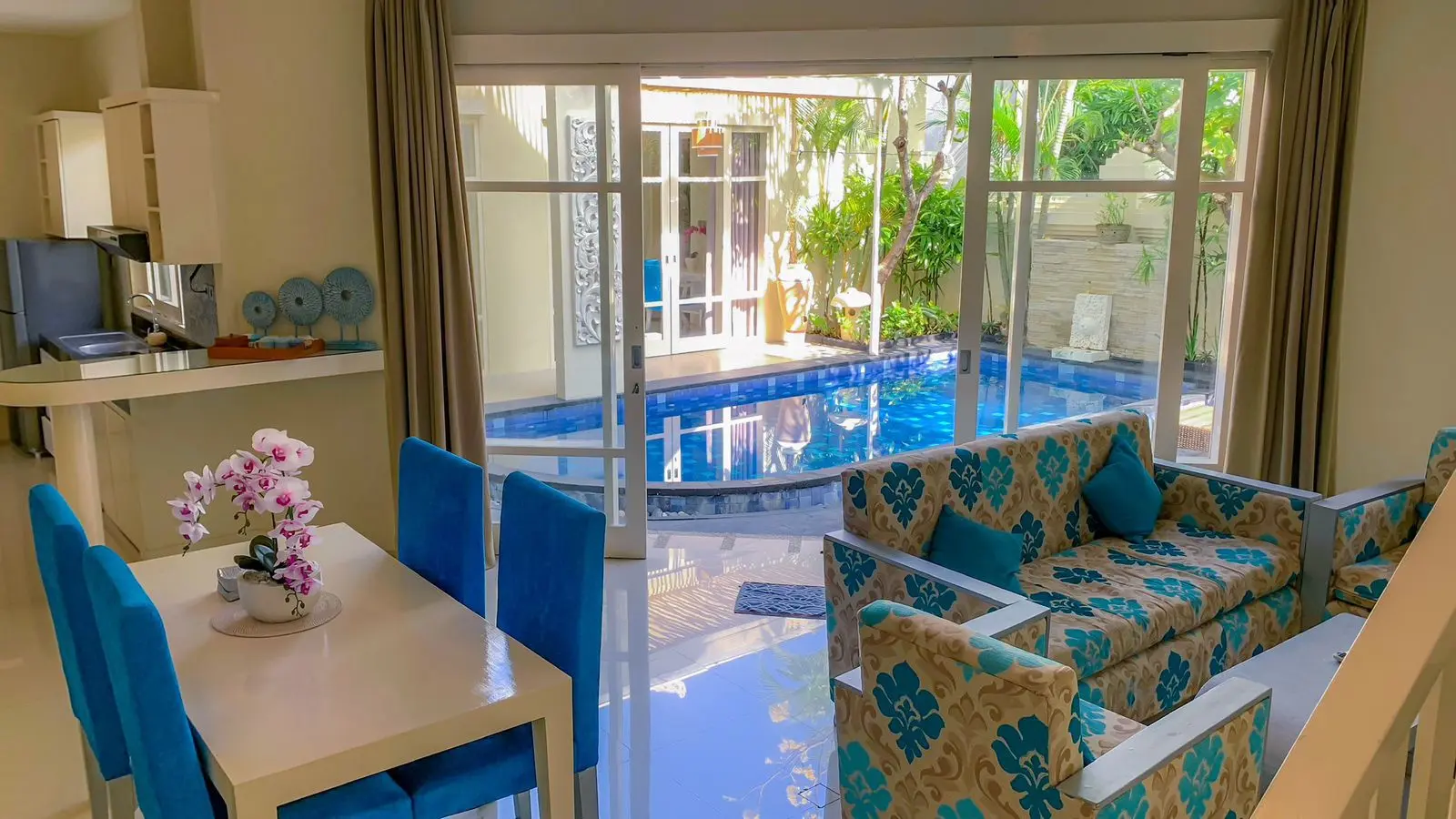 Awila Villas Kuta | 3 Bedrooms Private Pool Villa Kuta, 3-bed villa for rent in Kuta – photo 8 of 15