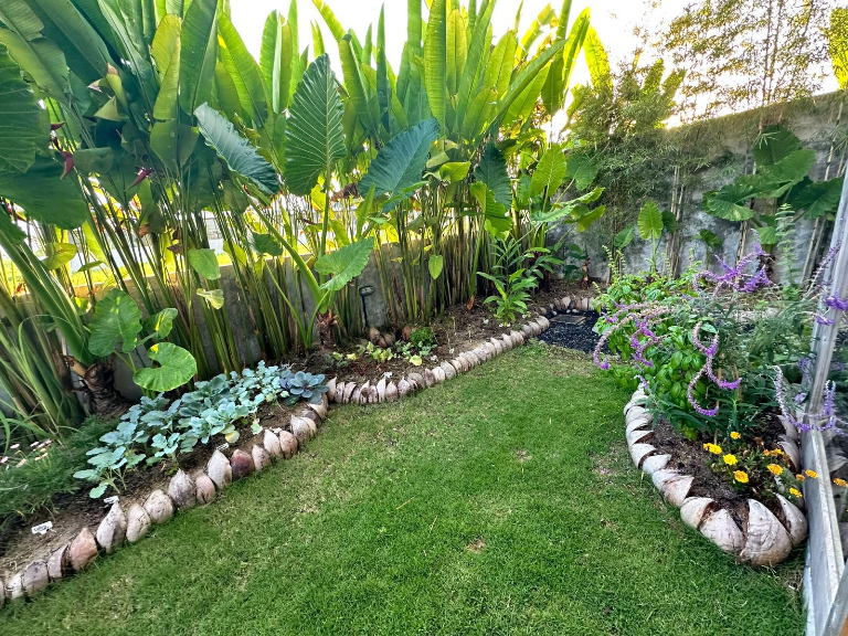 3BR Family Pool Villa with Rice Field Views in Seseh, 3-bed villa for rent in Seseh – photo 13 of 15