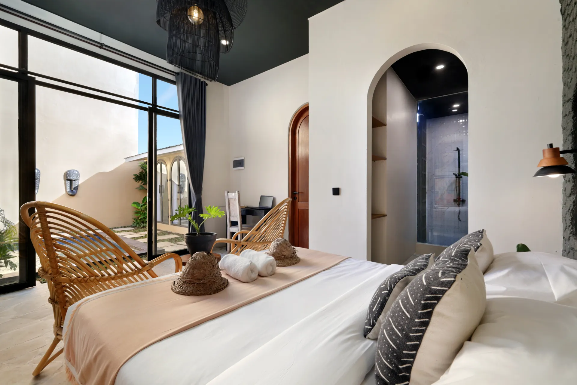 1BR Villa Alcoba Canggu Babakan, 1-bed villa for rent in Canggu – photo 3 of 15