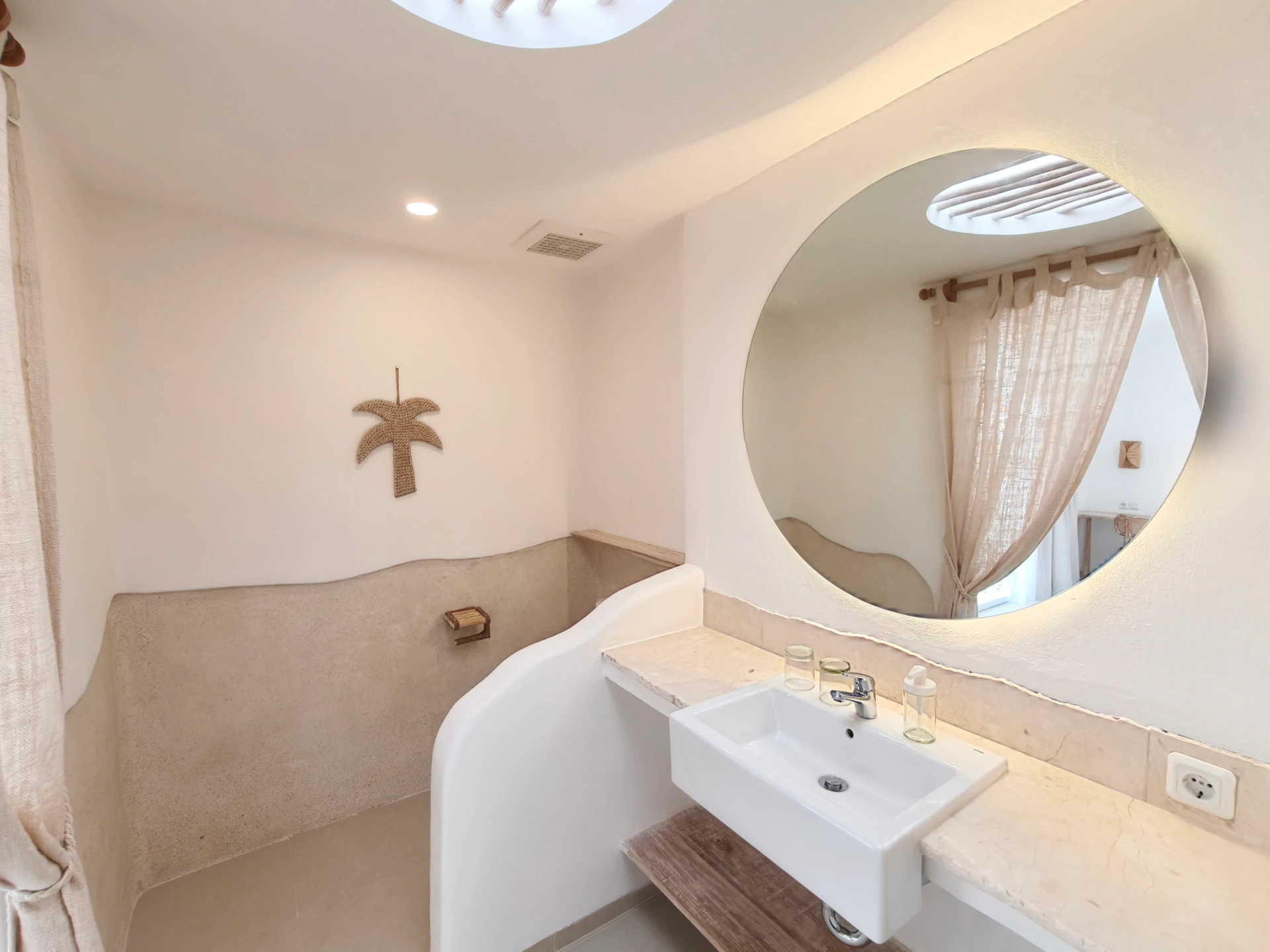 Suilaya Villa - Spacious 3 Bedroom Pool Villa near Bingin, 3-bed villa for rent in Uluwatu – photo 12 of 15