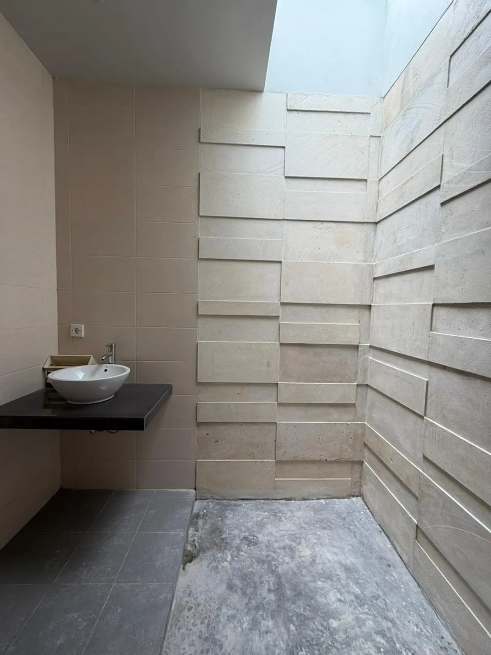 Minimalish Villa in Kerobokan Raya Canggu, 2-bed villa for rent in Canggu – photo 11 of 14