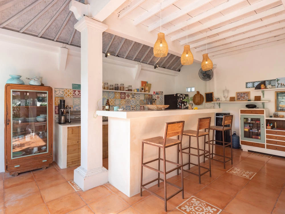 Charming 2-BR Villa 300 Meters From the Beach, 2-bed villa for rent in Canggu – photo 5 of 15