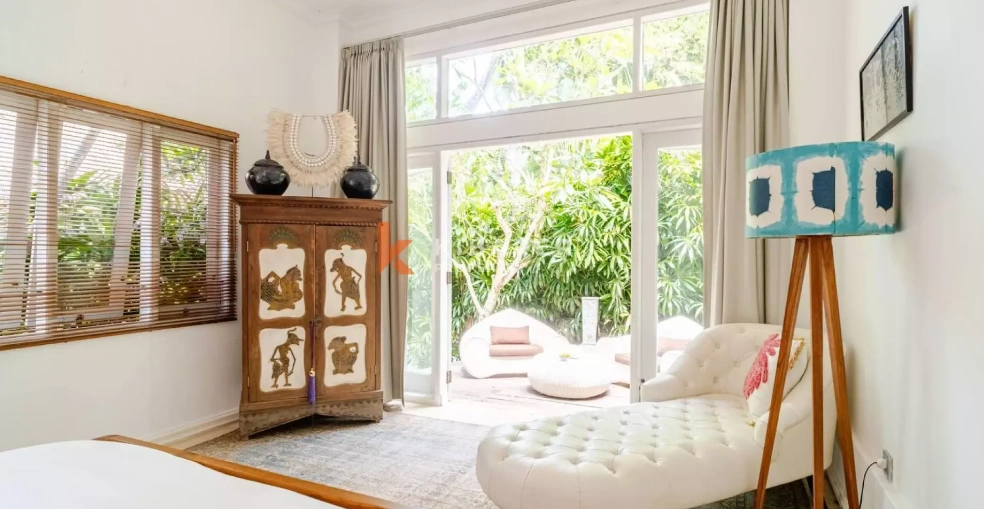 Relaxing Tropical Two Bedroom Villa with Garden Paradise in Umalas, 2-bed villa for rent in Seminyak – photo 12 of 15