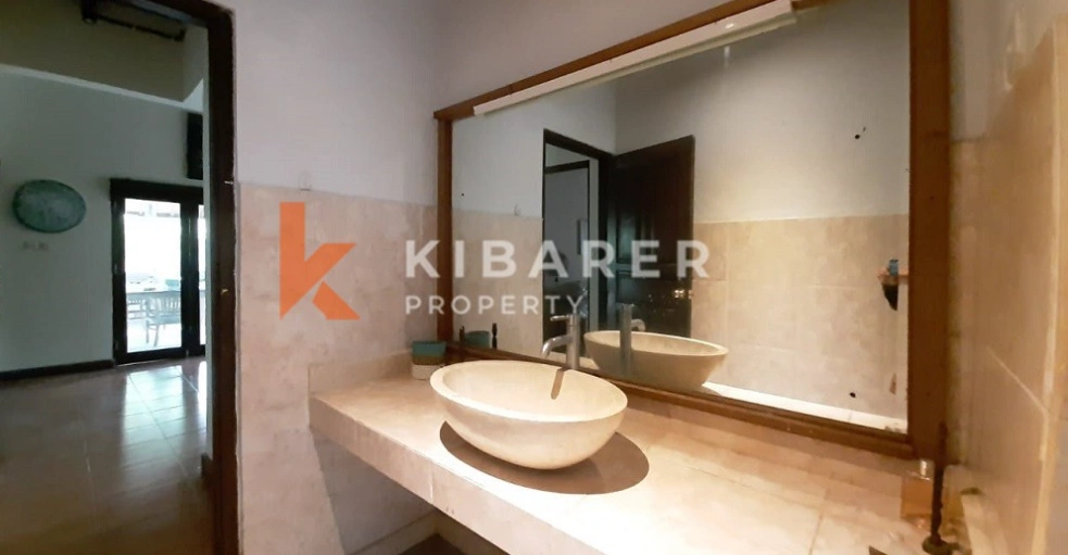 Warm and Inviting Four Bedroom Villa in Umalas, 4-bed villa for rent in Seminyak – photo 14 of 14
