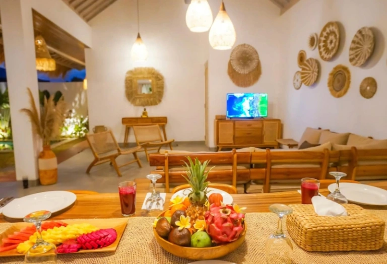 *3BRVilla Fleur de Vie – Tranquility & Style Kerobokan near Bali Kiddy School*, 3-bed villa for rent in Seminyak – photo 4 of 13