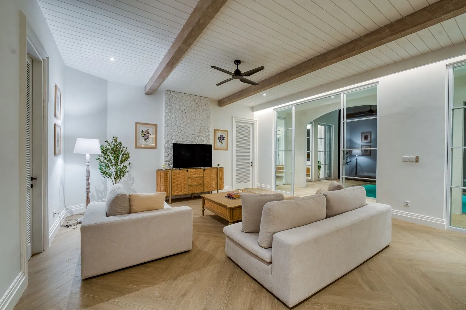 Villa For Rent 4 Bed In Ungasan,South Kuta Bali, 4-bed villa for rent in Uluwatu – photo 5 of 15