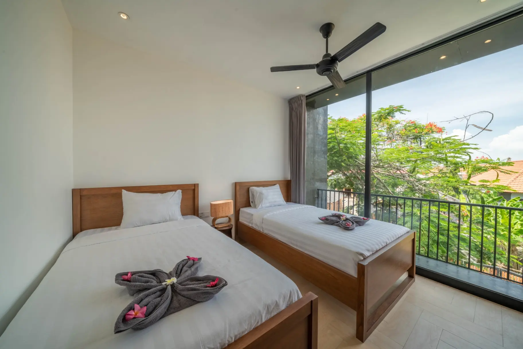 Villa Jannati - 4BR Pool Villa Near Berawa Beach, 4-bed villa for rent in Canggu – photo 14 of 15