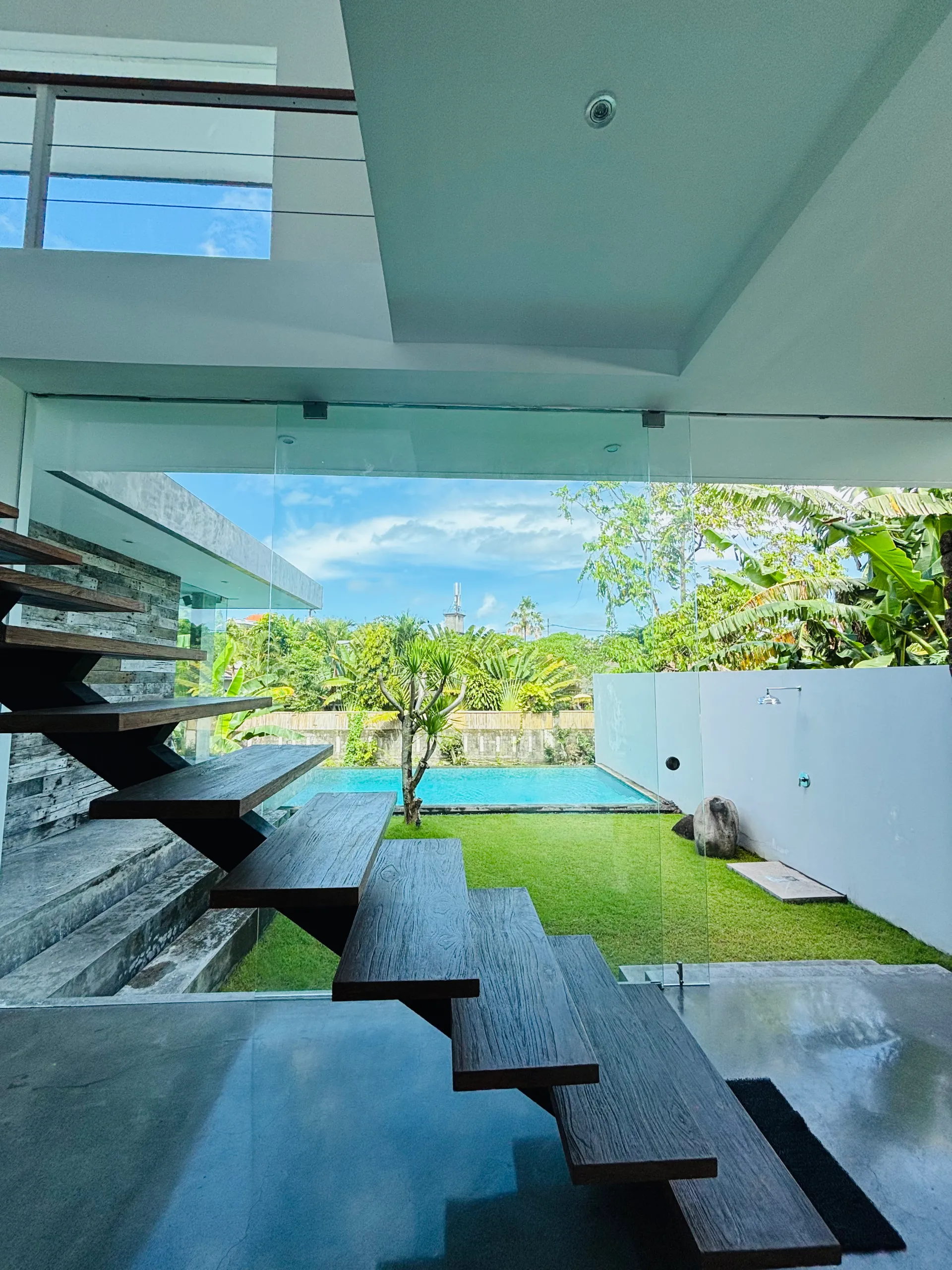 4BR Luxury Villa for Rent – Umalas Bumbak, 4-bed villa for sale in Canggu – photo 12 of 15