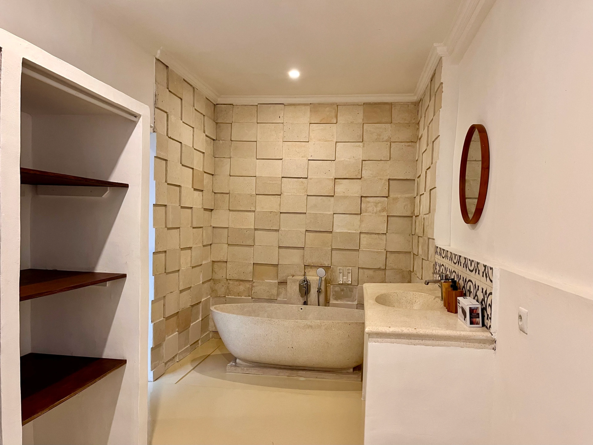3 Bedroom Family Villa in Berawa, 3-bed villa for rent in Canggu – photo 10 of 15