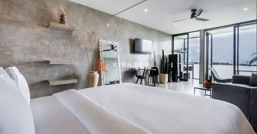 Luxury One-Bedroom Penthouse with Sunset View in Pererenan, 1-bed villa for rent in Pererenan – photo 2 of 12