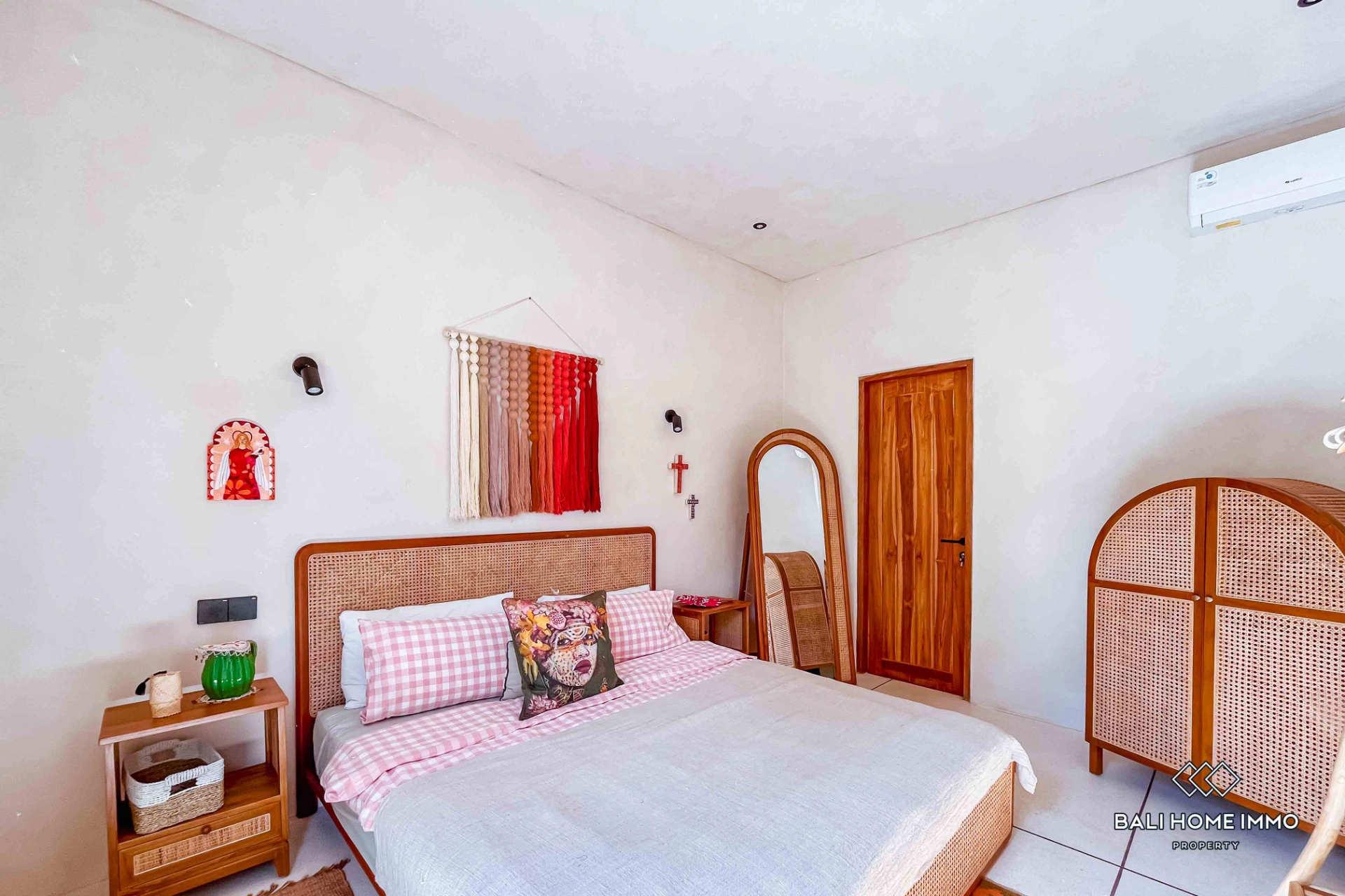 Beautiful 2 Bedrooms Villa for Monthly Rental in Ungasan, 2-bed villa for rent in Uluwatu – photo 14 of 15