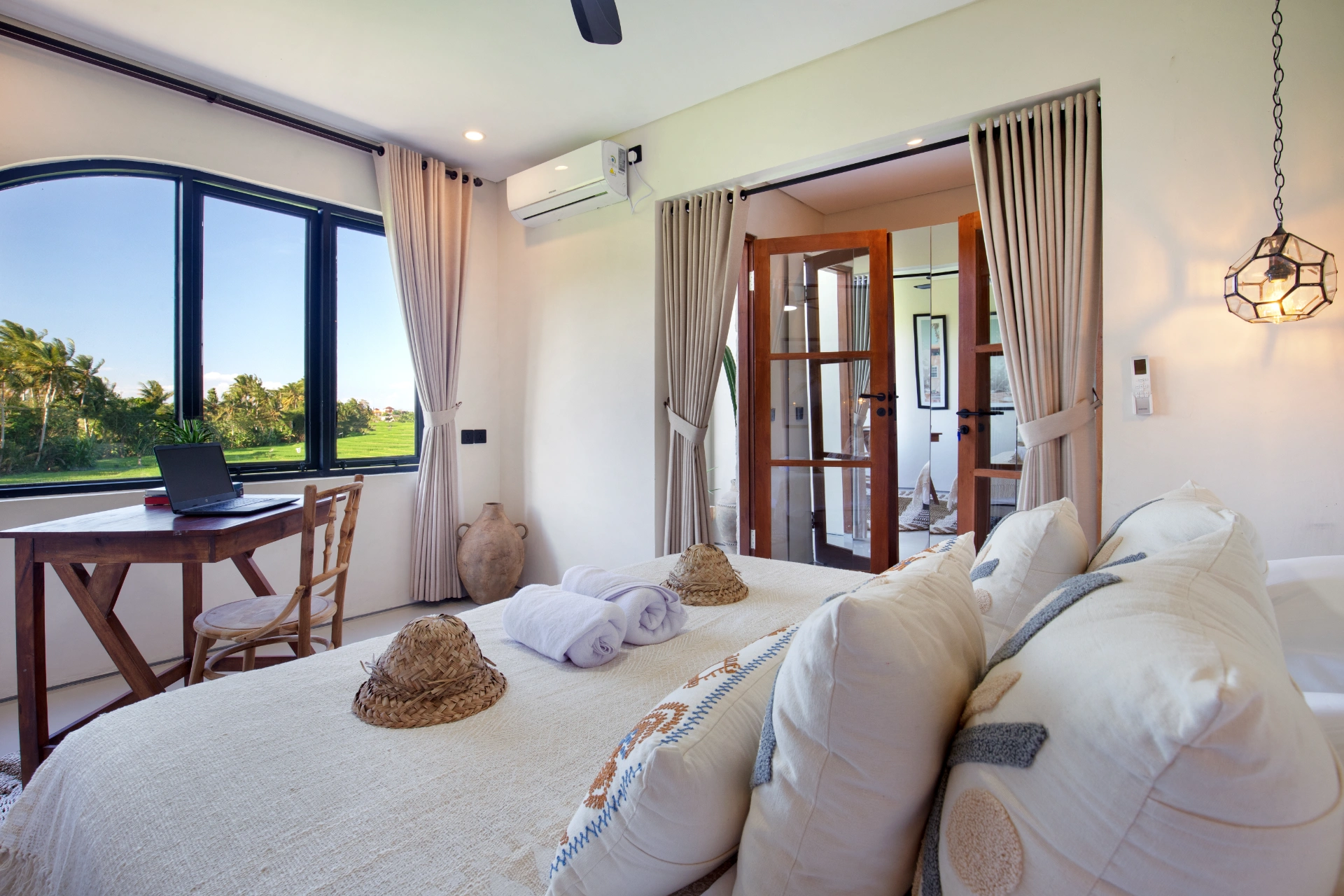 2BR Luxury North Pererenan Omni Designer Villa Private Pool Kaba Kaba SESEH, 2-bed villa for rent in Seseh – photo 10 of 15