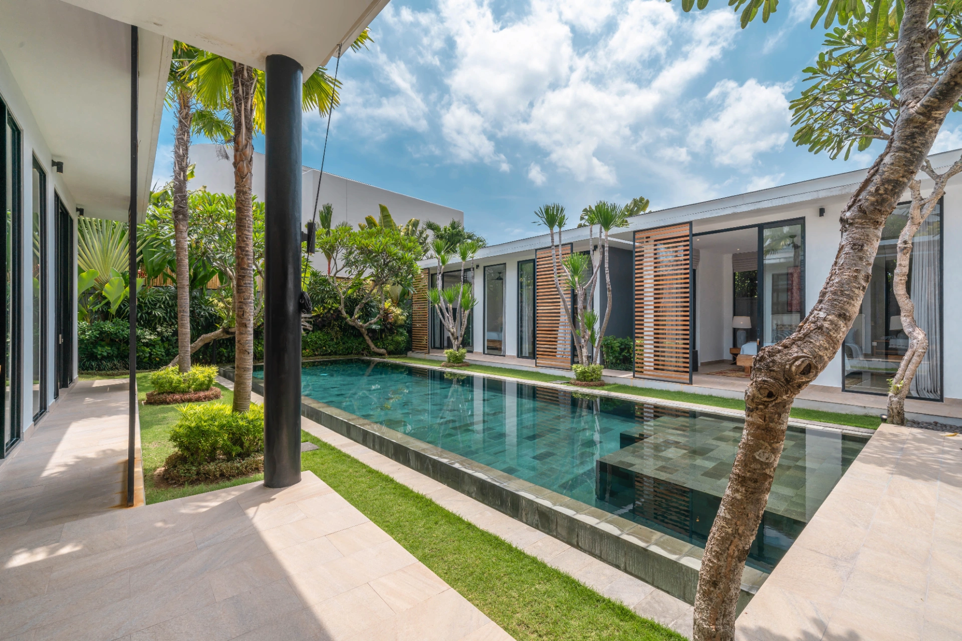 Vida Mira - Elegant 4BR Beachside Villa in Canggu, 4-bed villa for rent in Canggu – photo 5 of 15