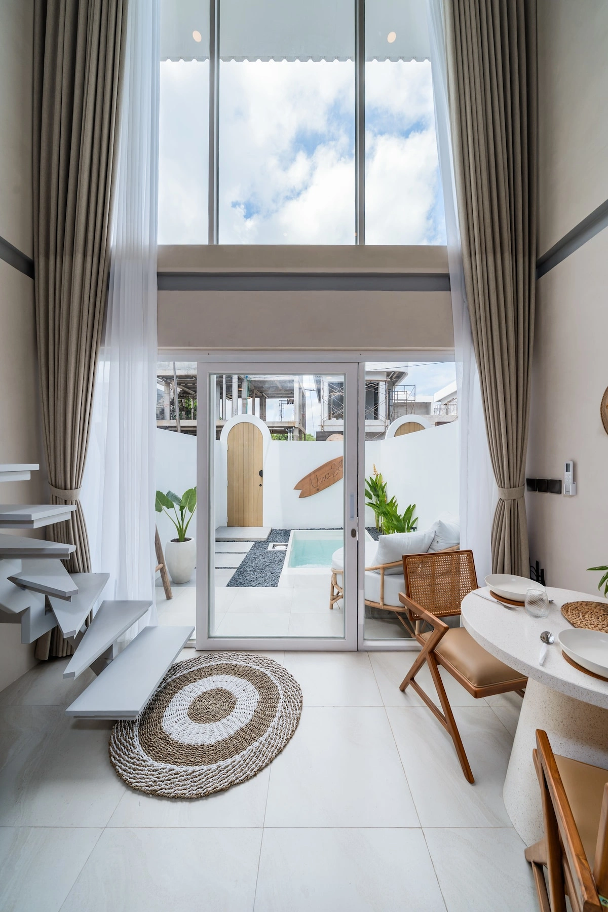 Brand-New Loft Style Una Satu Villa Near Balangan Beach, 1-bed villa for rent in Uluwatu – photo 9 of 15