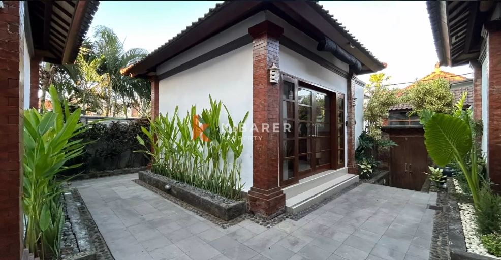 Comfortable 3BR Villa with Enclosed Living and Private Pool in Canggu, 3-bed villa for rent in Canggu – photo 6 of 10