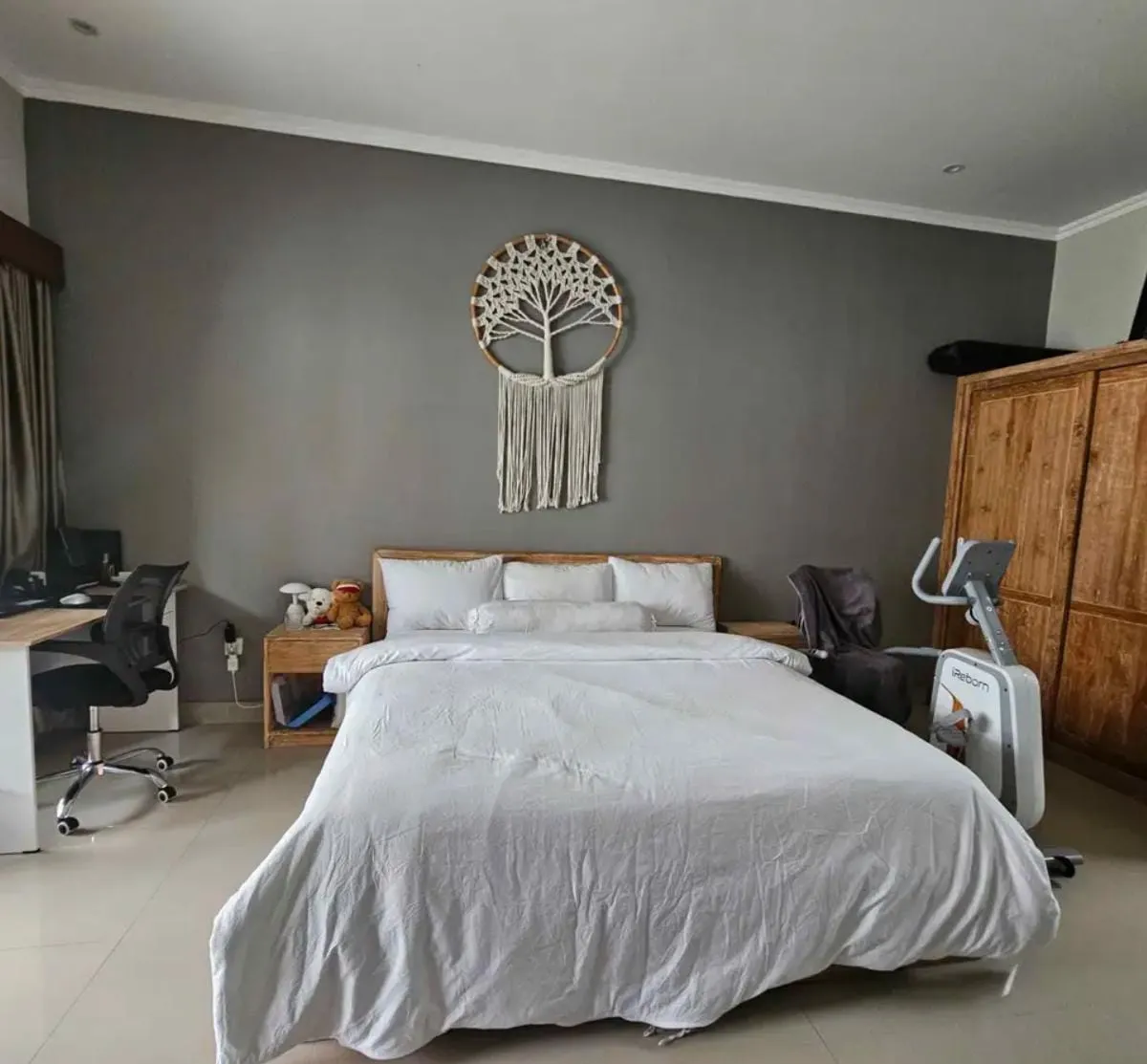 3BR Villa Family at Kerobokan near Kiddy School, 3-bed villa for rent in Seminyak – photo 8 of 15