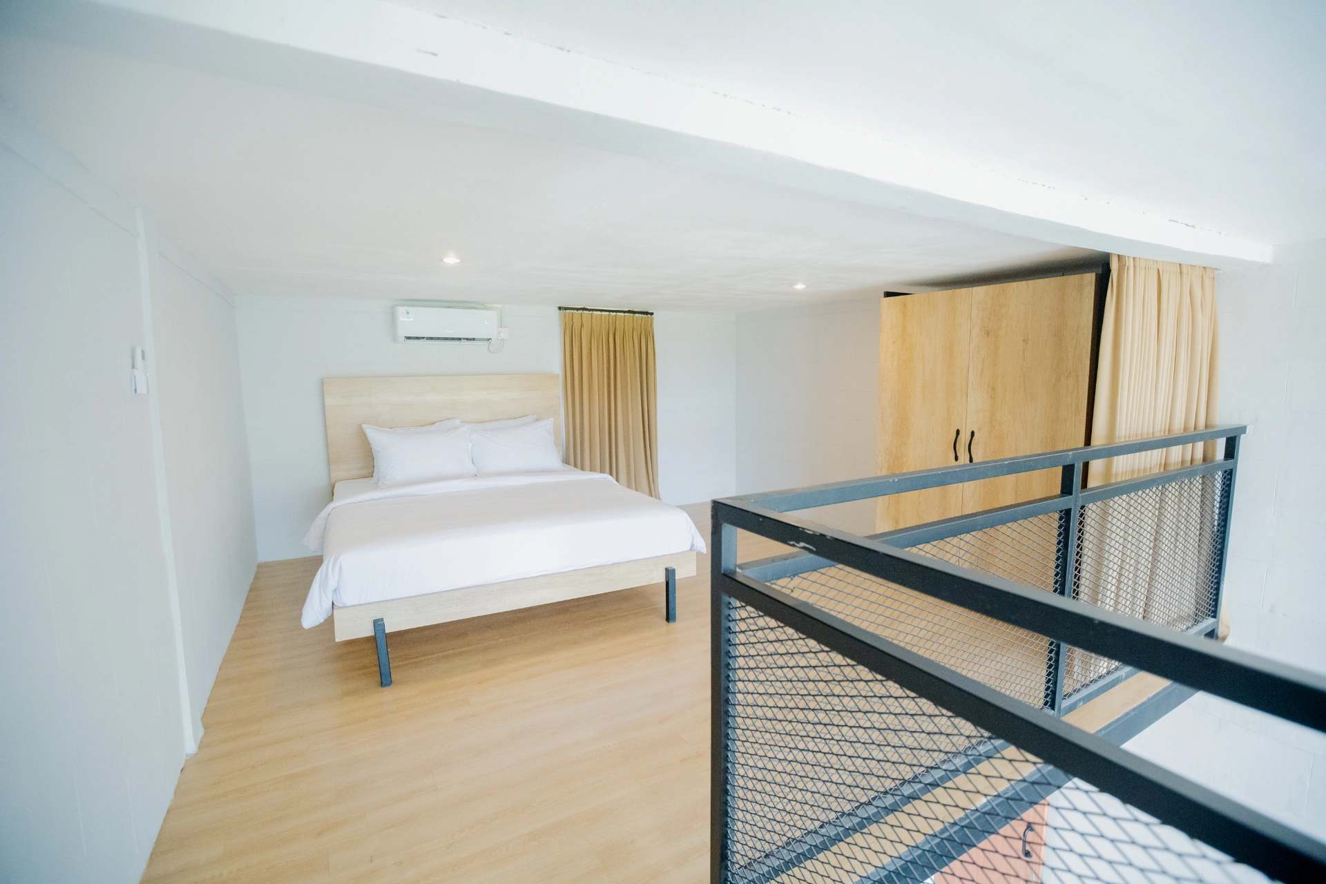 Samada – Modern 1BR SOHO Apartment in Tumbak Bayuh, Canggu, 1-bed villa for rent in Canggu – photo 4 of 11