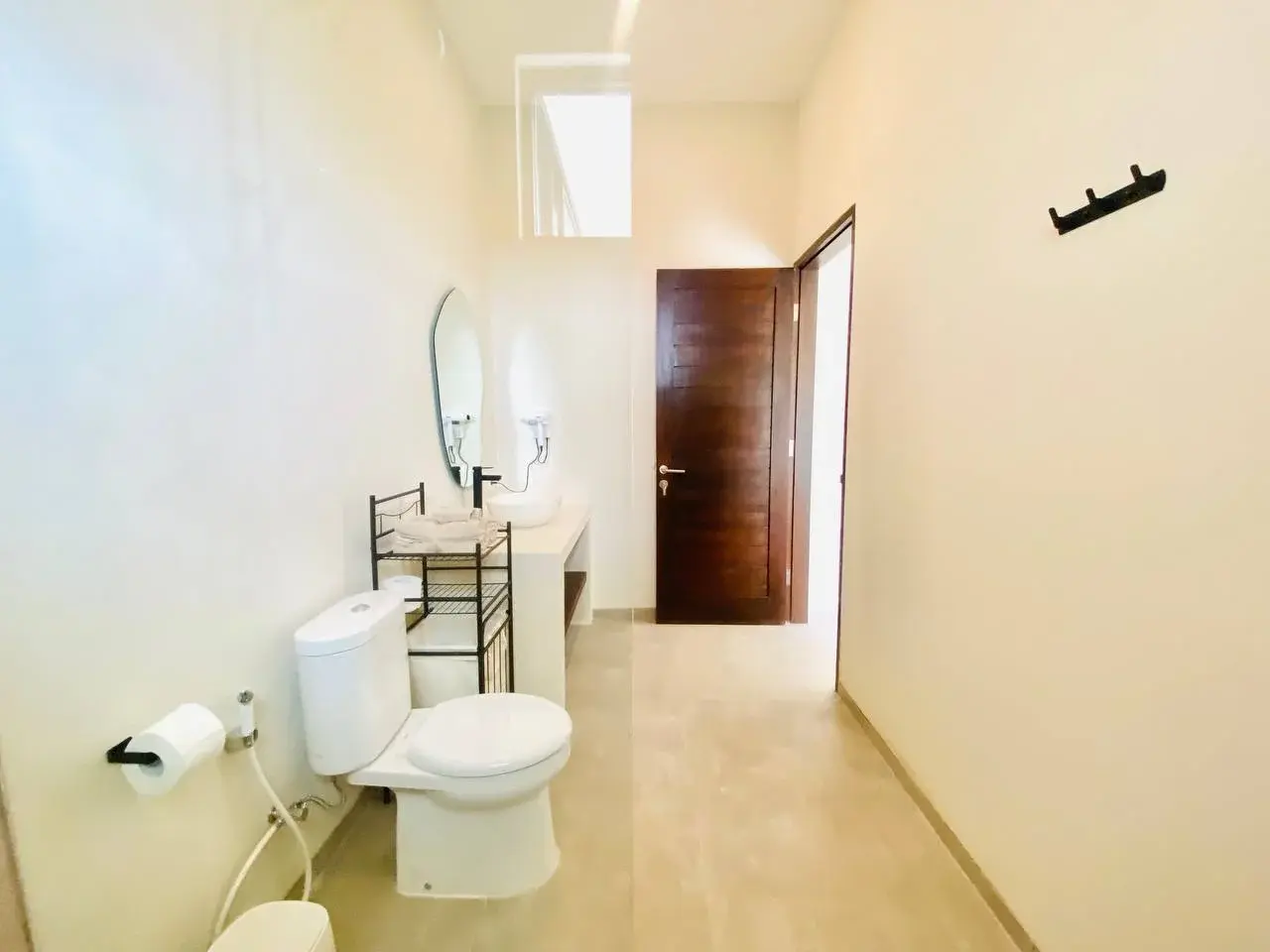2 Bedrooms Villa In Canggu for Monthly & Yearly, 2-bed villa for rent in Canggu – photo 12 of 15