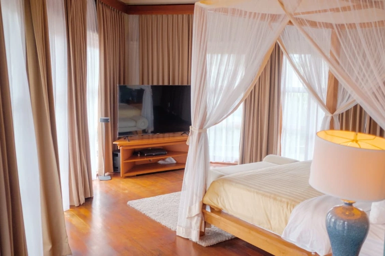 Villa for Rent in Umalas Bali, 4-bed villa for rent in Canggu – photo 8 of 15