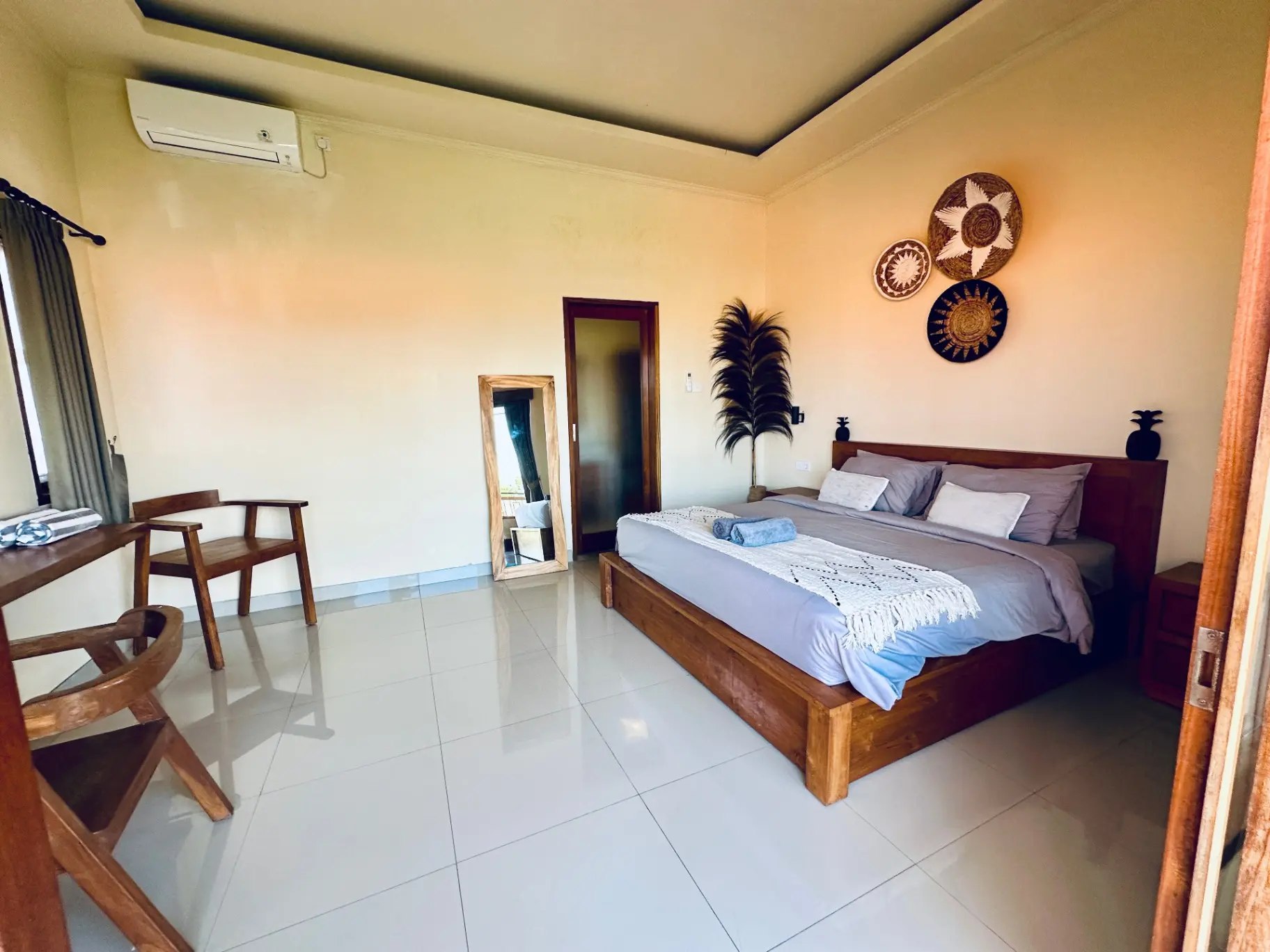 Spacious 4BR Villa w/ Private Pool and Sunset Views, 4-bed villa for rent in Canggu – photo 7 of 10