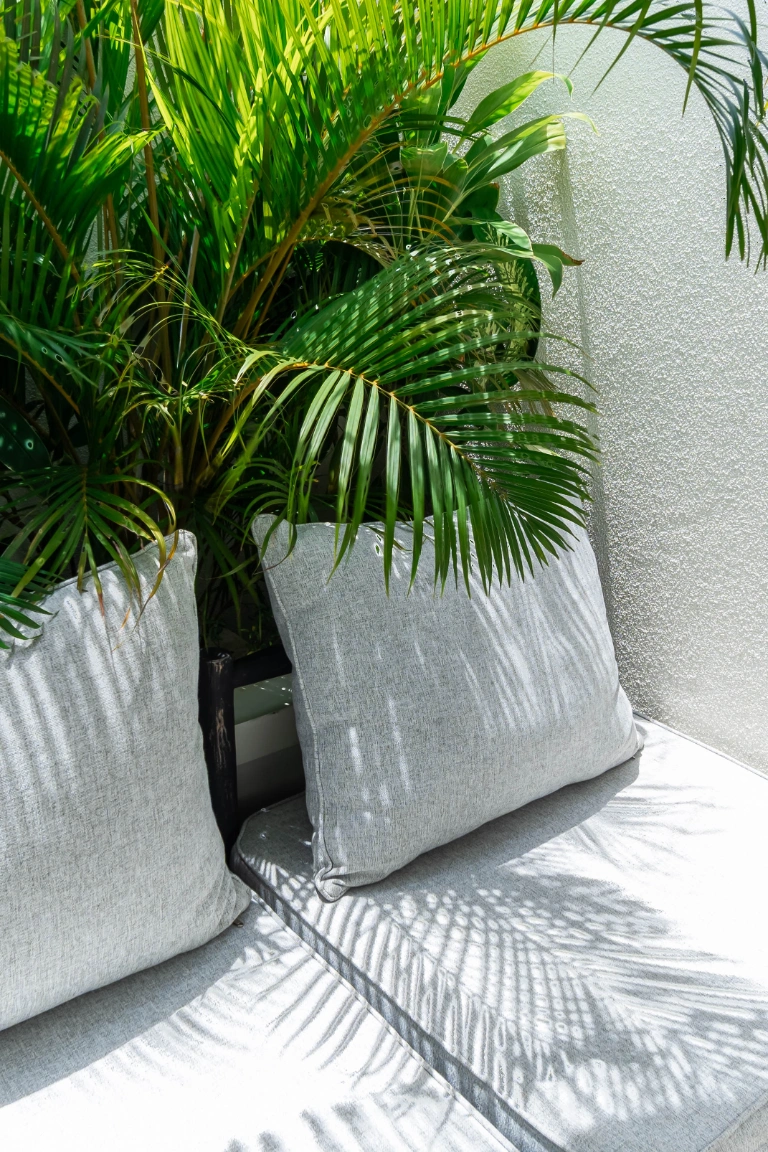 Luxury Black Villa w/ Private Pool • 8 Min to Beach, 1-bed villa for rent in Canggu – photo 7 of 15