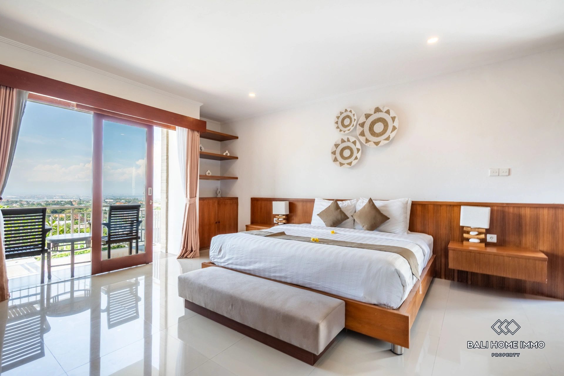 Newly Renovated Ocean View 4 Bedrooms Villa for Rent & Sale in Ungasan, 4-bed villa for rent in Uluwatu – photo 10 of 15