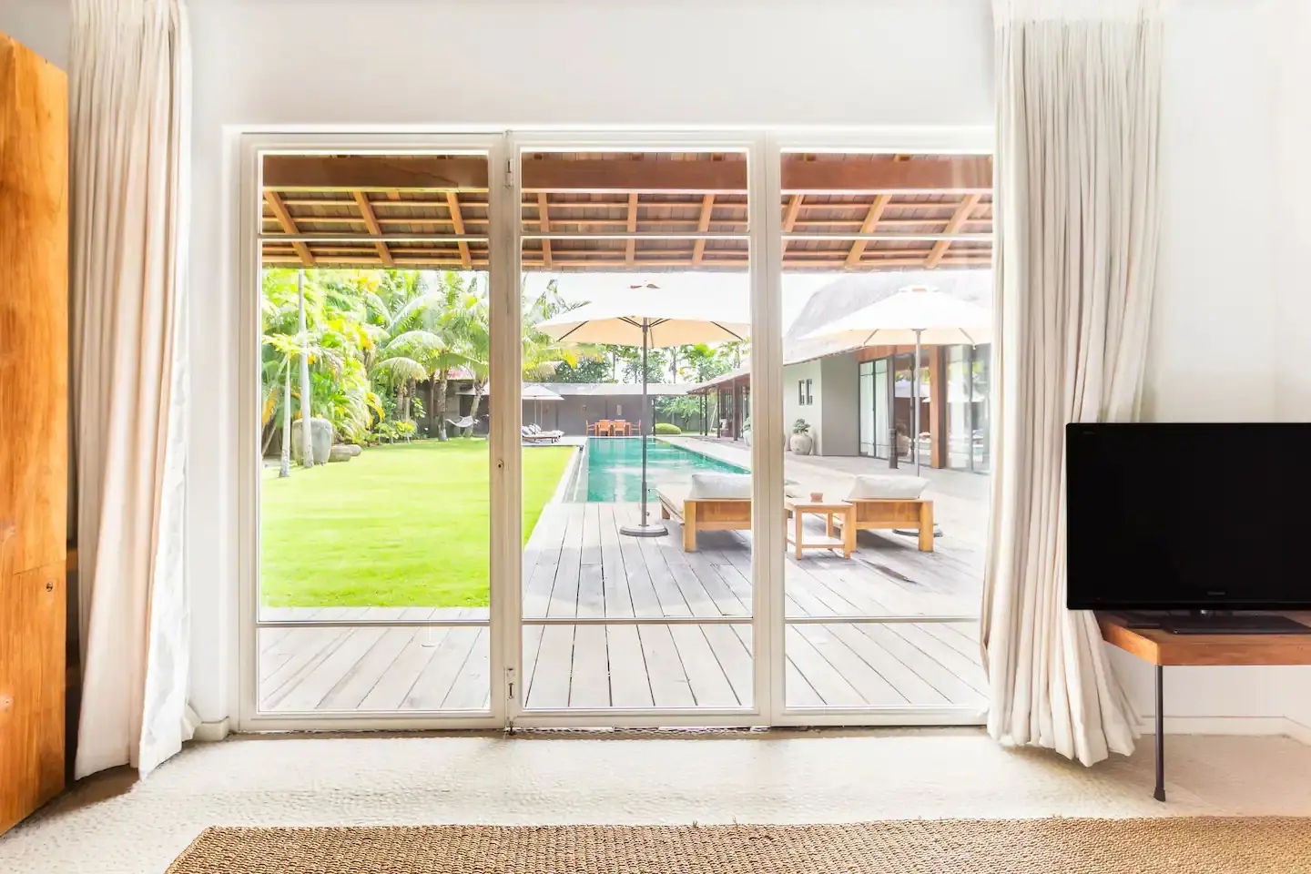 5-Bedroom Private Villa for Monthly Rent in Umalas – Near Seminyak & Canggu, 5-bed villa for rent in Canggu – photo 6 of 15